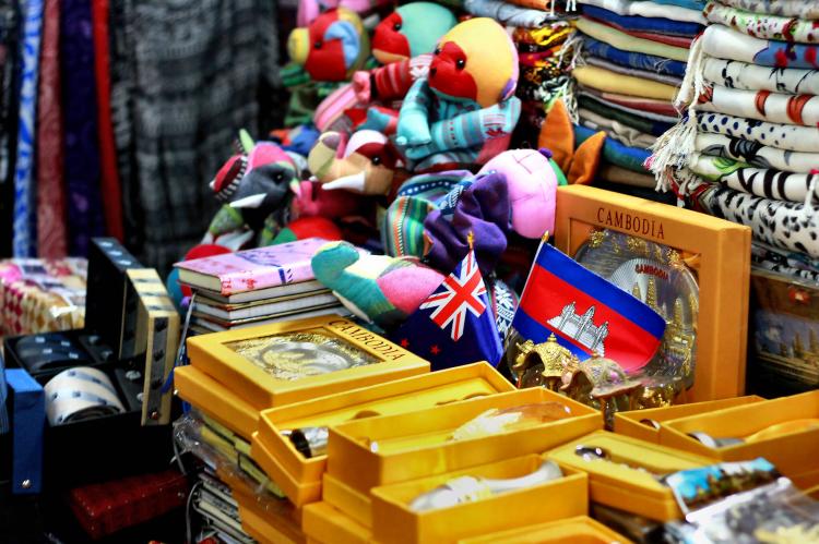 central market souvenirs