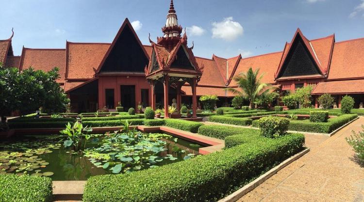 National Museum of Cambodia insdie