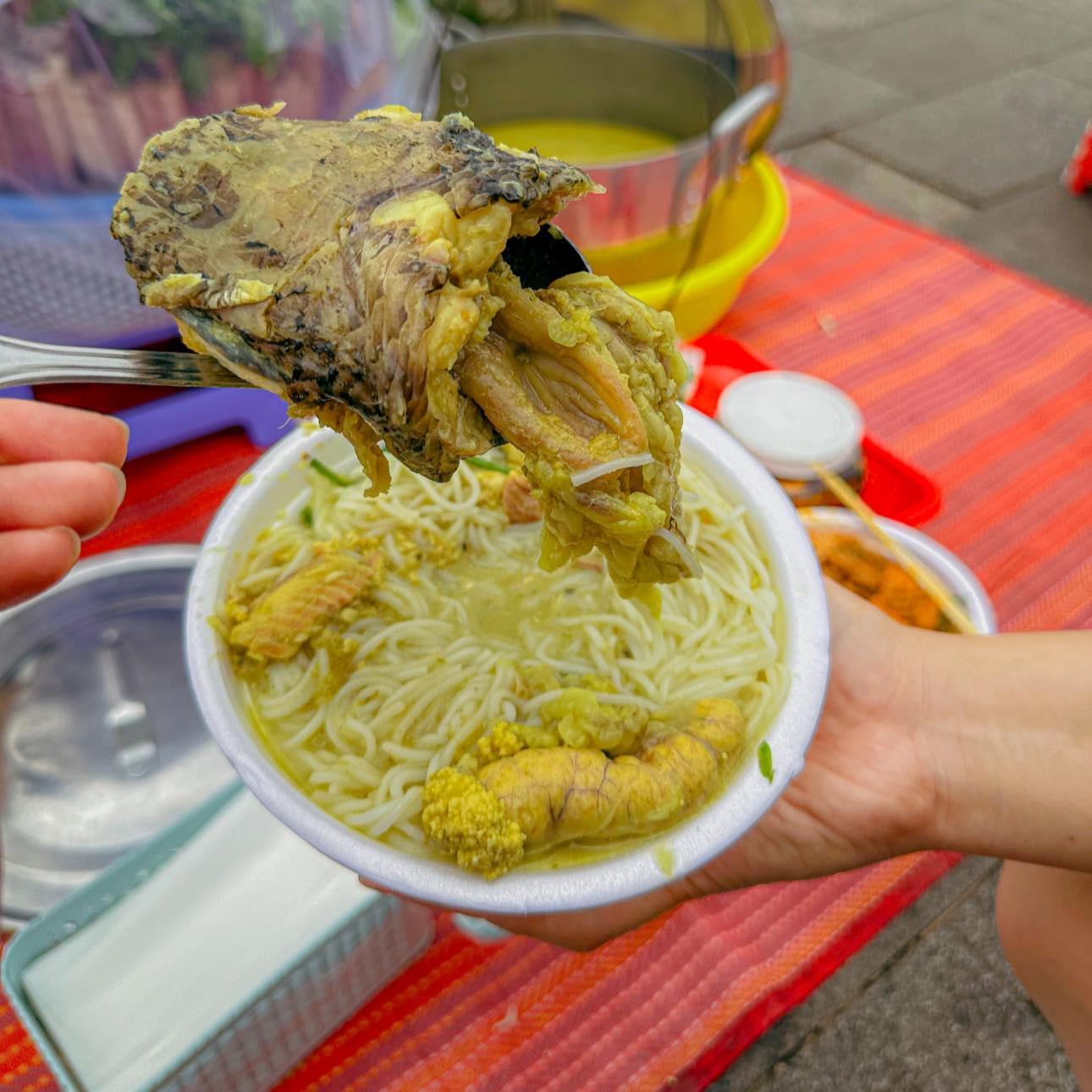fish head nom banh chok