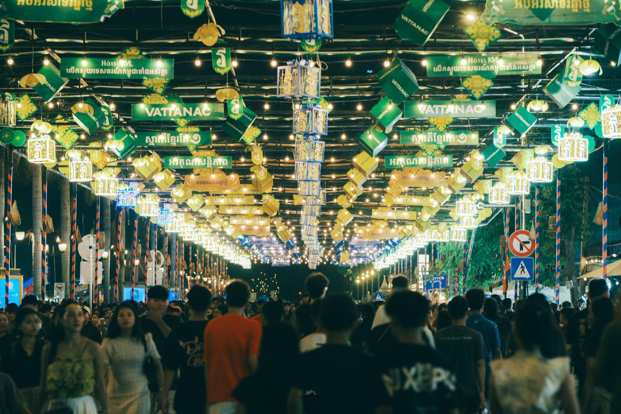 Walk Street Phnom Penh light